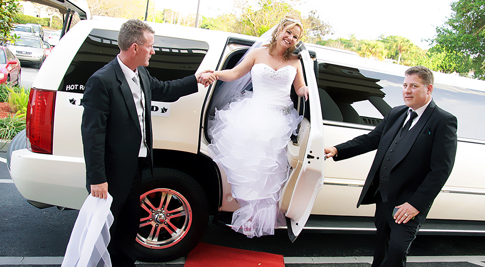 8 Tips for Hiring the Best limousine service Philadelphia For Your Wedding